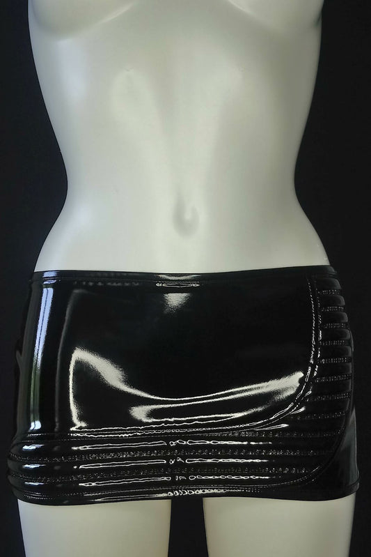 Supermini - glossy black latex shorts with chain detail, back view