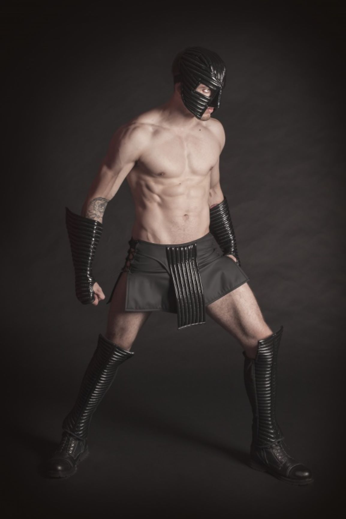 Skirts for men, short or long, in Softshell, shiny or matte PVC