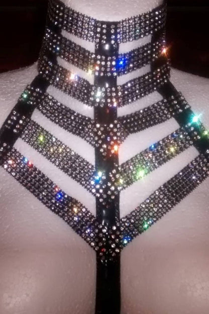 Jupiter Kleid – glänzendes schwarzes Patent-Kleid mit LED-beleuchteter mehrfarbiger Strass-Harness