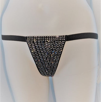 Venus String – schwarzer PVC-String mit Strass-besetztem Front-Panel, Rückseite