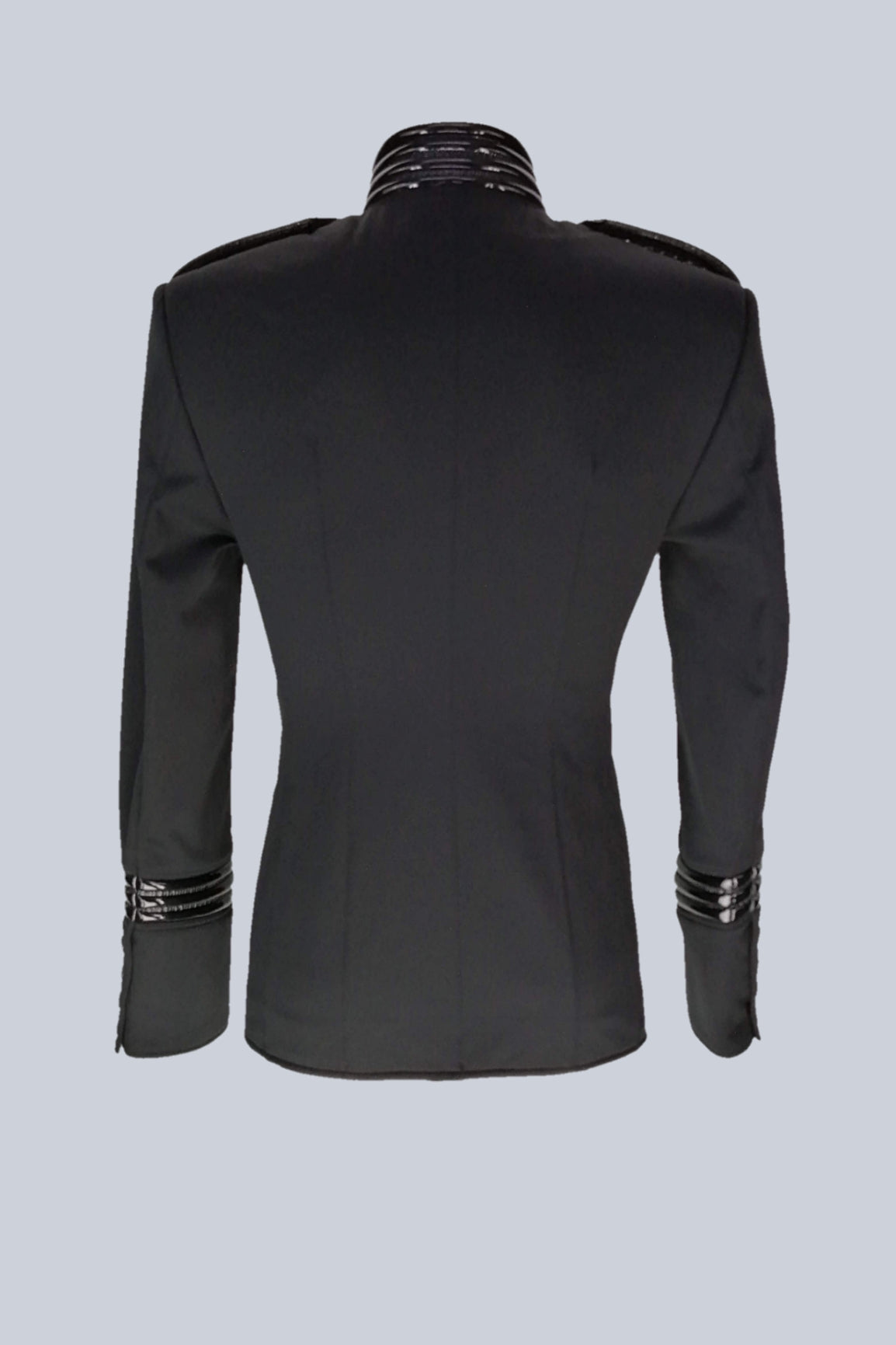 Military Jacket Softshell – glänzender PVC-Kragen und gestreifte Ärmelbündchen, Rückenansicht